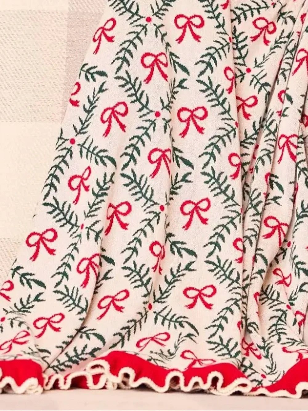 Mary Square Holiday Trellis Throw Blanket